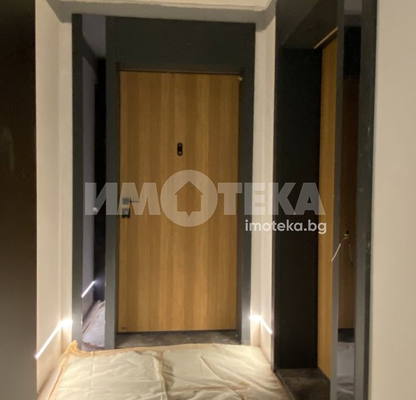 Снимка 5 — Двустаен апартамент с тераса в Малинова долина, София
