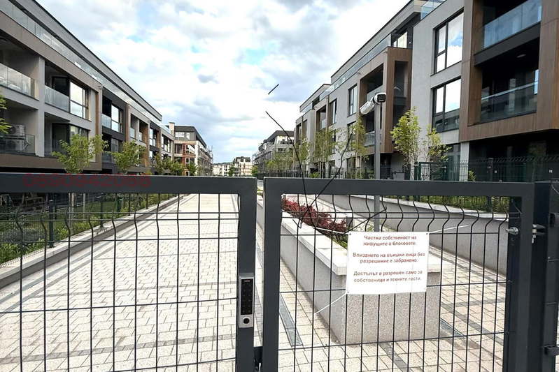 3-bedroom apartment in Sofiya, Malinova Dolina