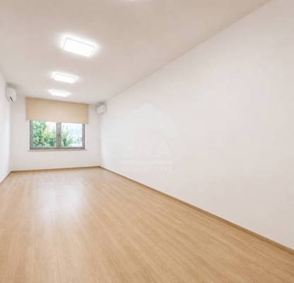 Photo 3 — Four-room apartment in Manastirski Livadi with parking spaces