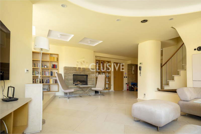 Spacious 4-room apartment with panoramic terrace in Manastirski Livadi