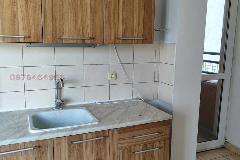 3-bedroom apartment in Sofiya, Manastirski Livadi