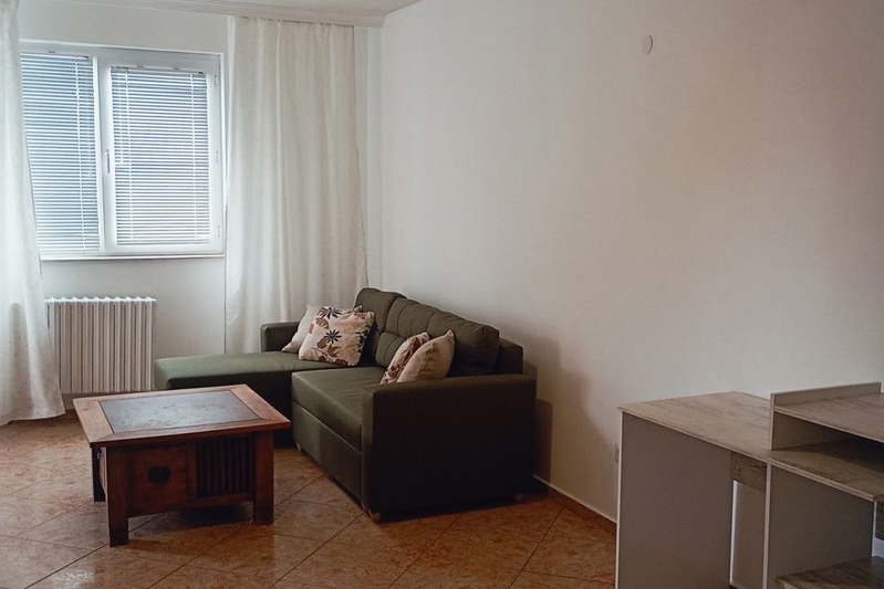 3-стаен апартамент в Манастирски ливади с обща тераса