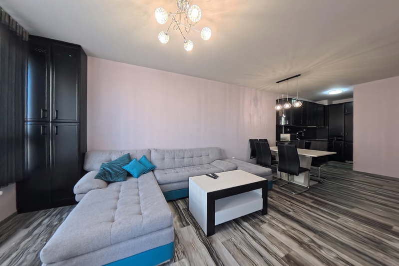 3-bedroom apartment in Sofiya, Manastirski Livadi
