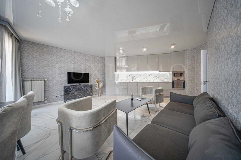 3-bedroom apartment in Sofiya, Manastirski Livadi