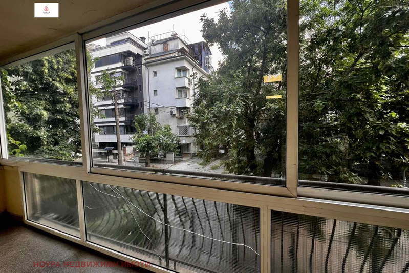 4-bedroom apartment in Sofiya, Medicinska Akademiya