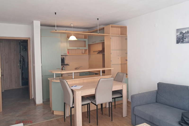 Two-room apartment in Medical Academy with balcony