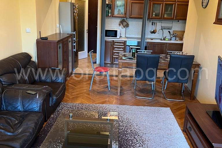 Four-room apartment with two terraces in Meditsinska Akademiya, Sofia
