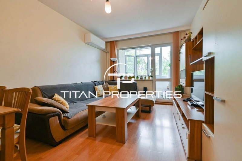 3-bedroom apartment in Sofiya, Mladost 1