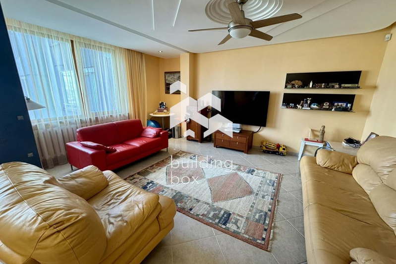 4-bedroom apartment in Sofiya, Mladost 1