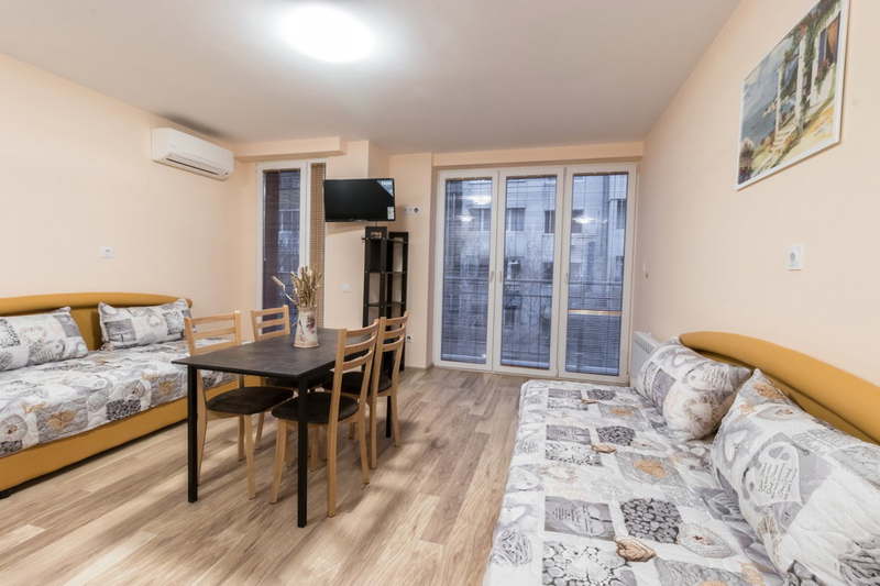 4-bedroom apartment in Sofiya, Mladost 1A