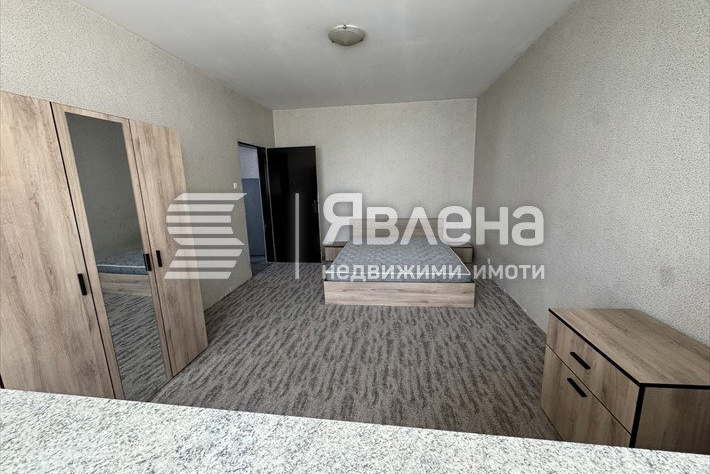 3-bedroom apartment in Sofiya, Mladost 2