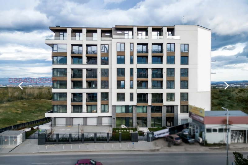 2-bedroom apartment in Sofiya, Mladost 4