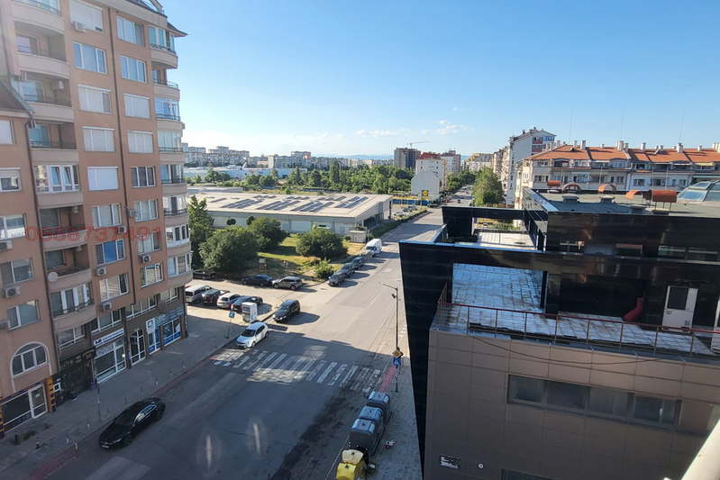 2-bedroom apartment in Sofiya, Mladost 4
