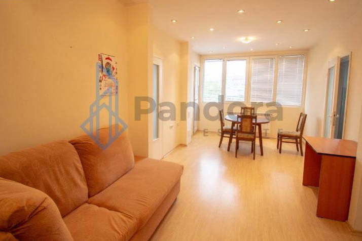4-bedroom apartment in Sofiya, Mladost 4