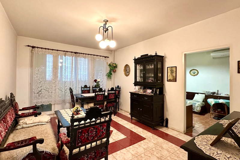 3-bedroom apartment in Sofiya, Obelya 2