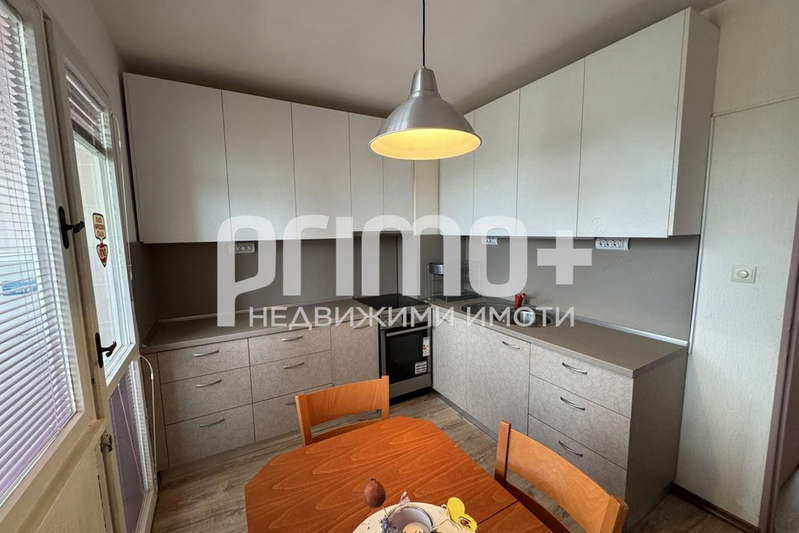 3-bedroom apartment in Sofiya, Obelya 2
