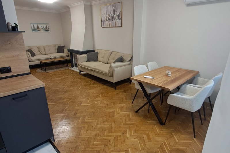 3-bedroom apartment in Sofiya, Oborishte