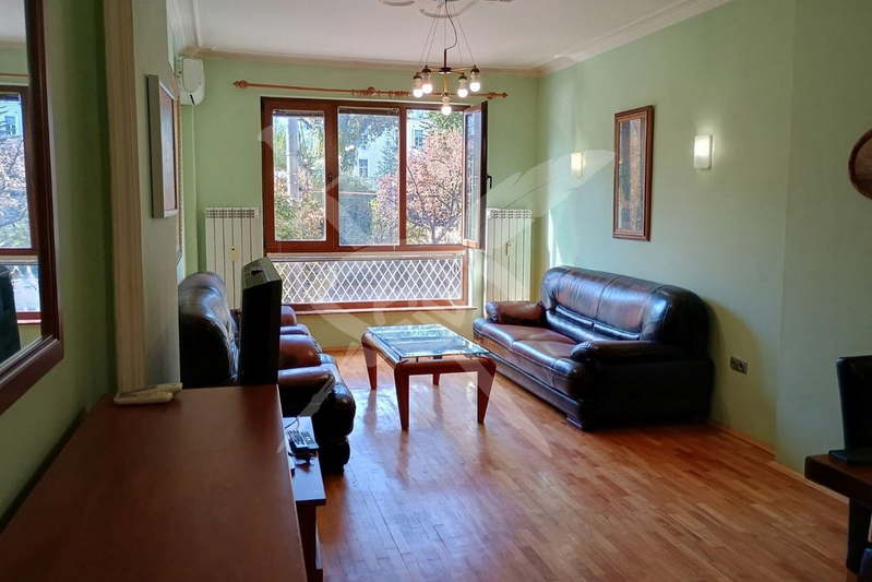 3-bedroom apartment in Sofiya, Oborishte
