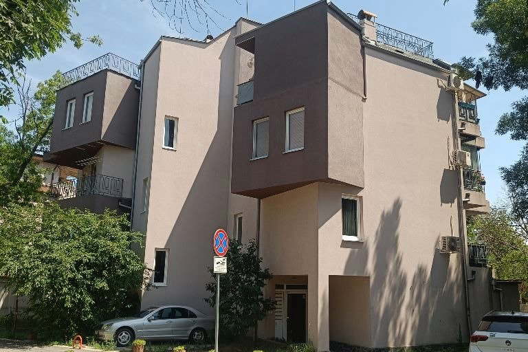 Двустаен апартамент в Овча купел с усвоена тераса