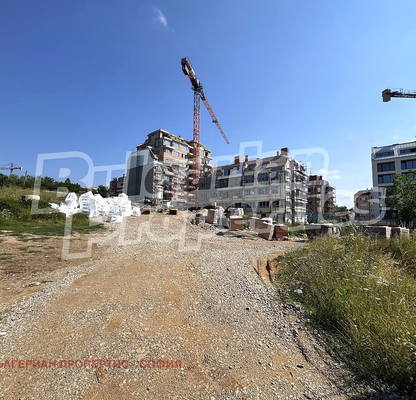 Снимка 2 — Двустаен апартамент в Овча купел с асансьор и мазе