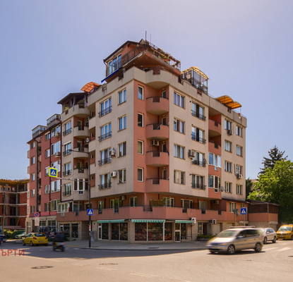 Снимка 3 — Тристаен апартамент с тераса в Овча купел, София