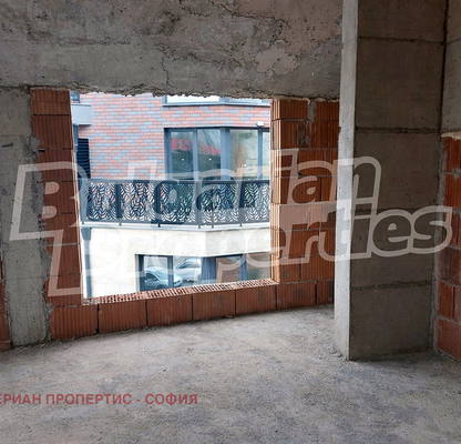 Снимка 2 — Тристаен апартамент в Овча купел с асансьор и паркинг