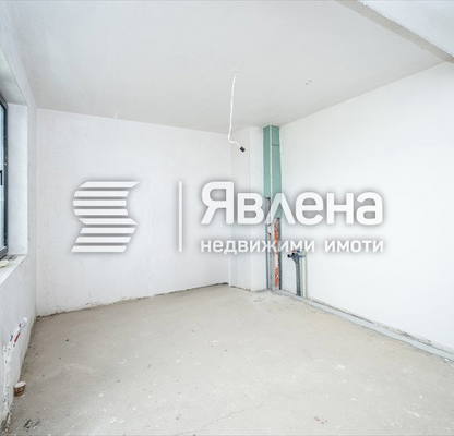 Снимка 3 — Двустаен апартамент с тераса в Полигона, София