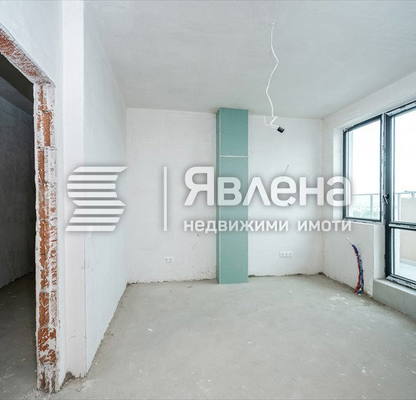 Снимка 3 — Тристаен апартамент с тераса в Полигона, София