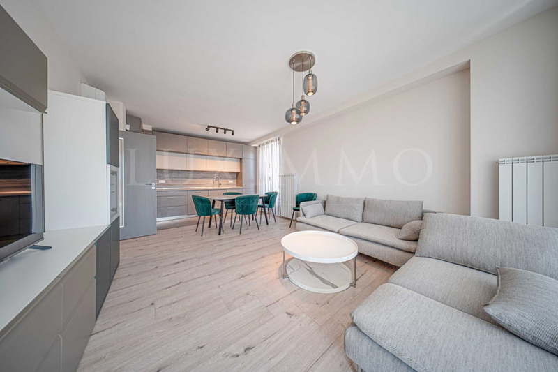 3-bedroom apartment in Sofiya, Poligona