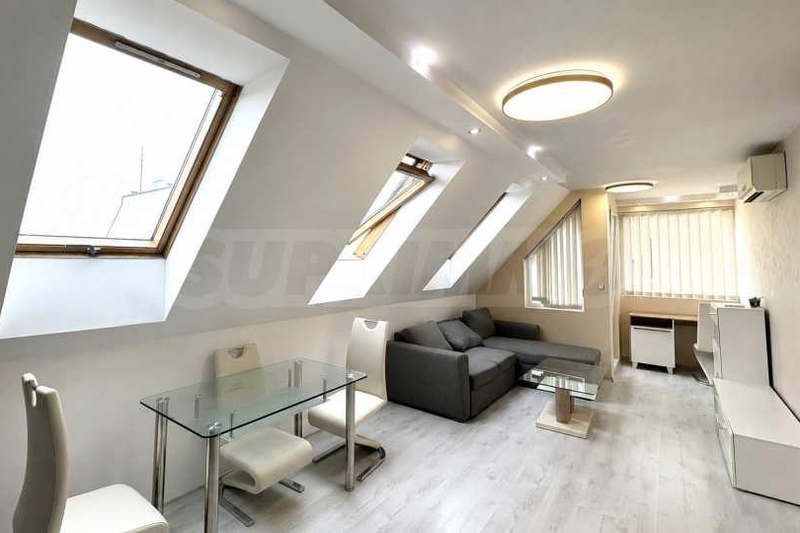 3-bedroom apartment in Sofiya, Reduta