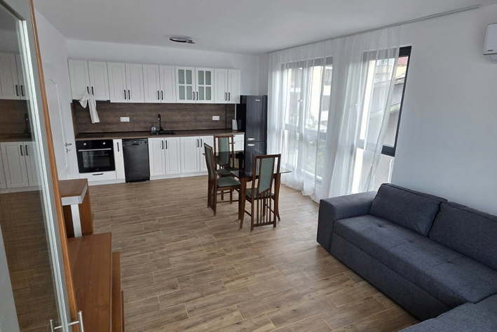 3-bedroom apartment in Sofiya, Reduta