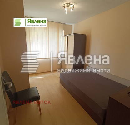 Снимка 5 — Тристаен апартамент с две тераси в кв. Редута, София