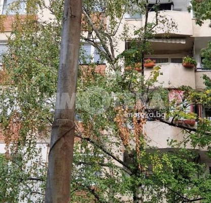 Снимка 2 — Тристаен апартамент в Стрелбище с гараж и асансьор