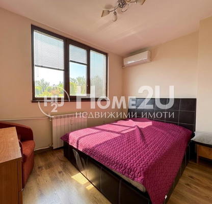 Photo 3 — Bright 3-room apartment in Strelbishte with south aspect