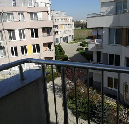Снимка 5 — Двустаен апартамент в Студентски град с тераса в затворен комплекс