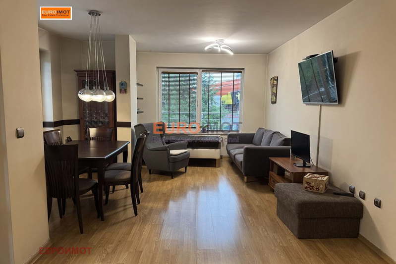3-bedroom apartment in Sofiya, Studentski Grad