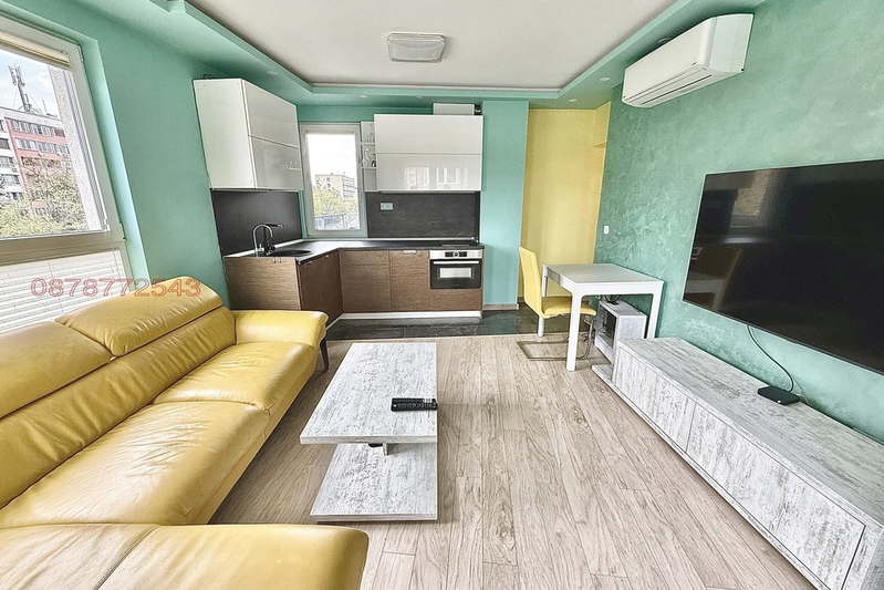 3-bedroom apartment in Sofiya, Studentski Grad