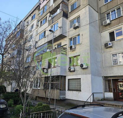 Снимка 3 — Едностаен апартамент в Сухата река с усвоен балкон