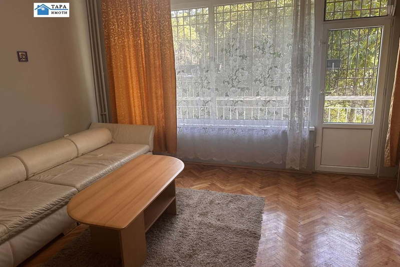 2-bedroom apartment in Sofiya, Tolstoi