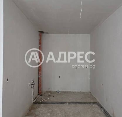 Снимка 3 — Двустаен апартамент в кв. Витоша с асансьор, София