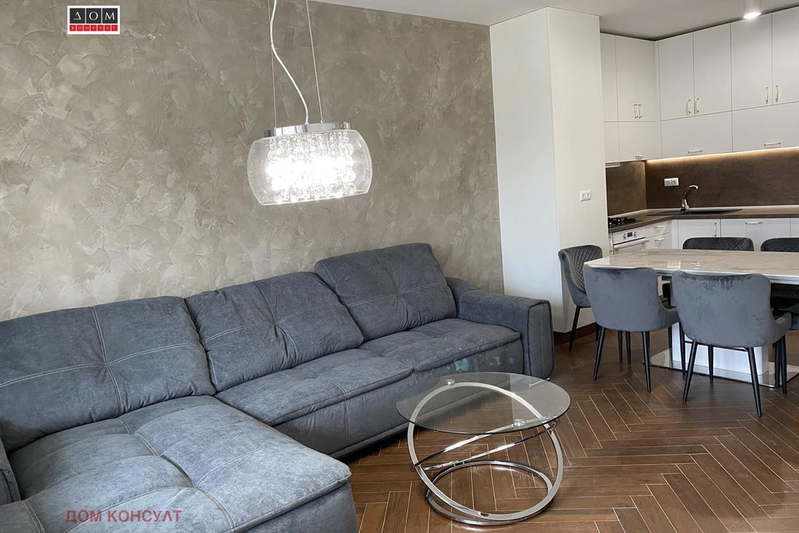 3-bedroom apartment in Sofiya, Vitosha