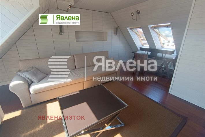 Просторен 3-стаен апартамент в кв. Витоша с паркомясто