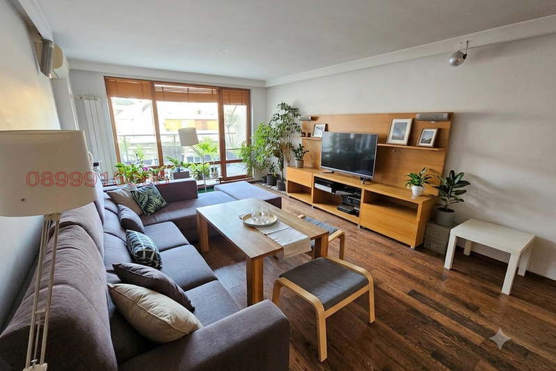 4-bedroom apartment in Sofiya, Vitosha