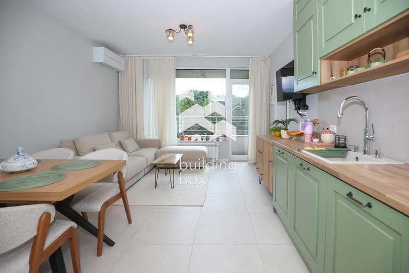 4-bedroom apartment in Sofiya, Yavorov
