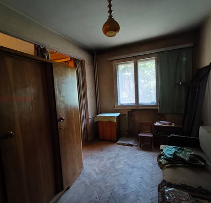 Снимка 3 — Двустаен апартамент в Западен парк с възможност за ремонт