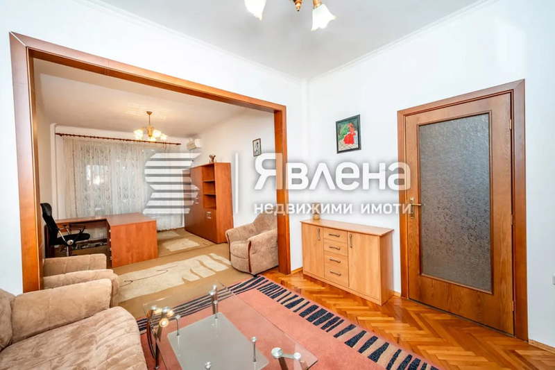 3-bedroom apartment in Sofiya, Zona B-5-3
