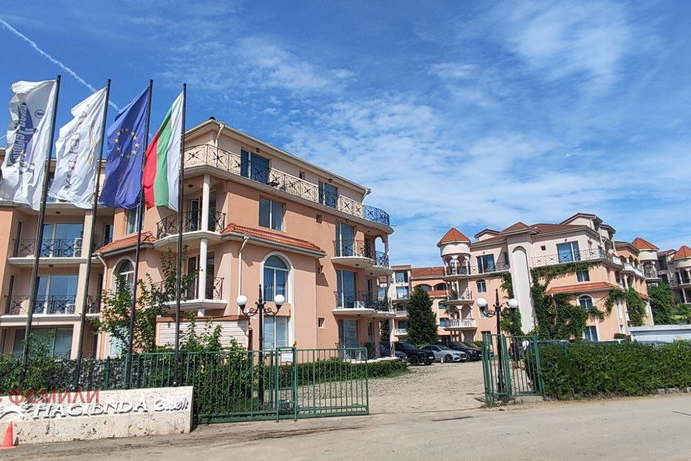 Двустаен апартамент в Бургас, Созопол