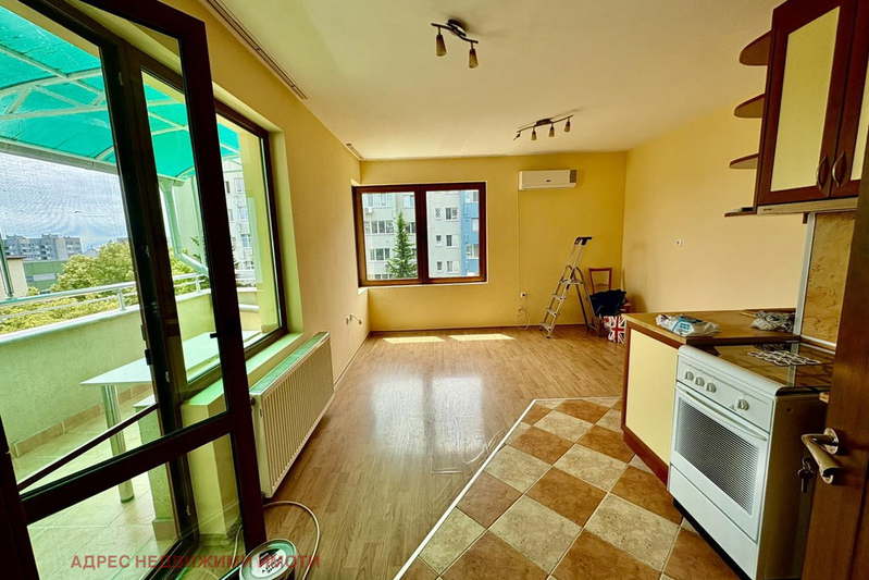 3-bedroom apartment in Stara Zagora, Centyr