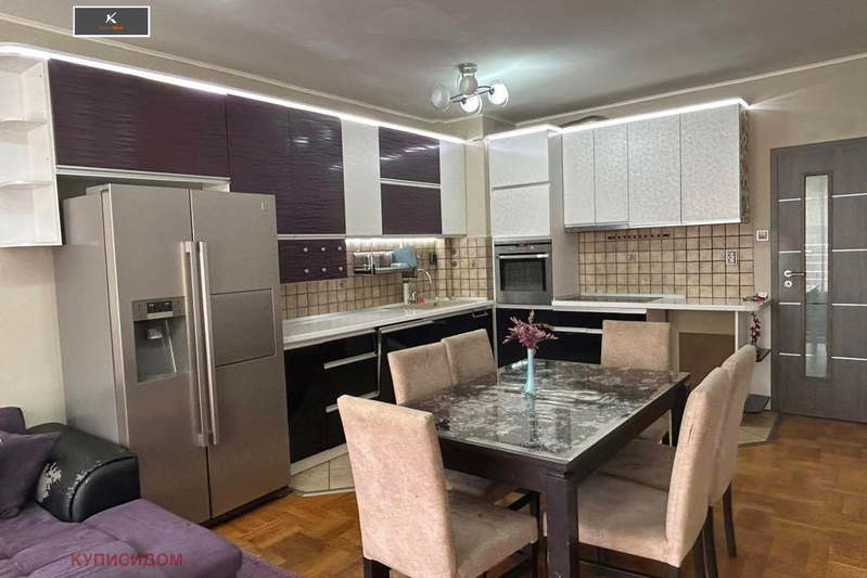 3-bedroom apartment in Stara Zagora, Centyr