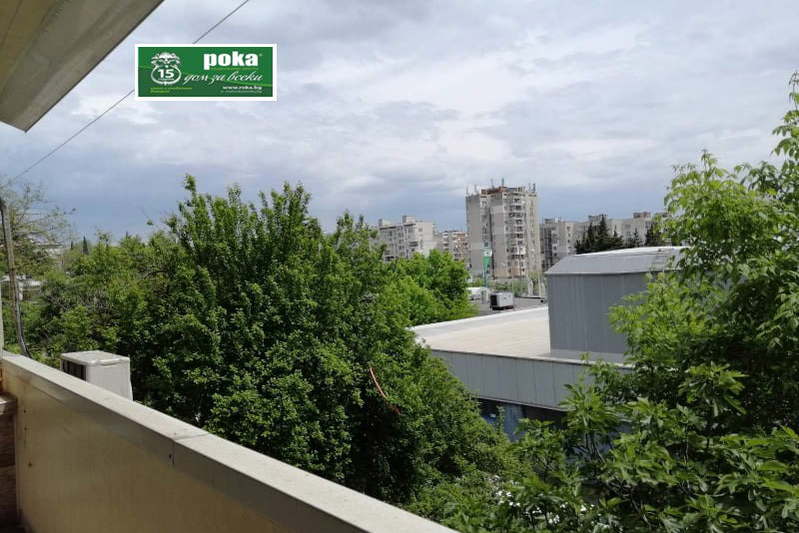 Тристаен апартамент в Стара Загора, Три чучура - център